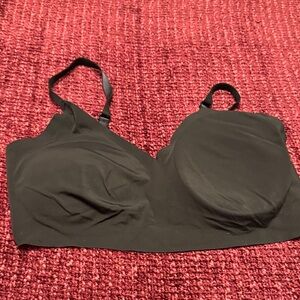 Calvin Klein Sleek Black Bra